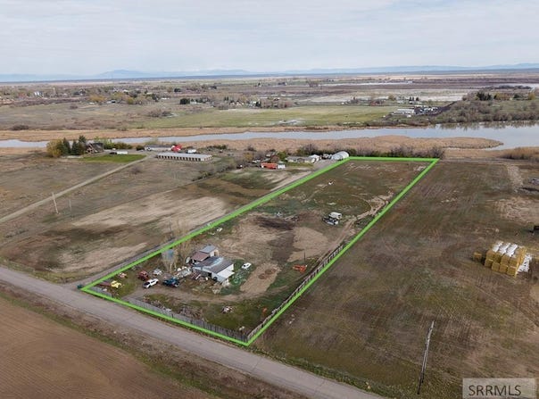 2973 E 600 N, Roberts, ID 83444