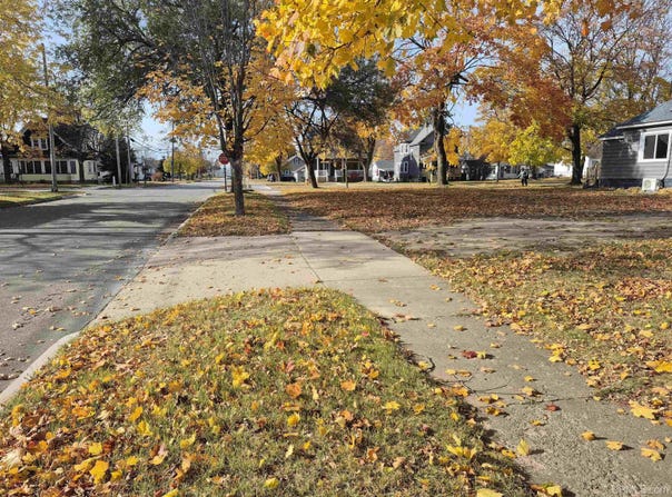 1002 Stephenson Avenue, Escanaba, MI 49829