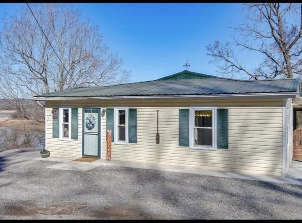 1588 Robbin Lane, Cub Run, KY 42729