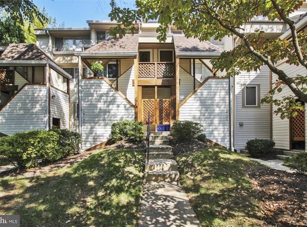 18148 WINDSOR HILL DR #202B, OLNEY, MD 20832