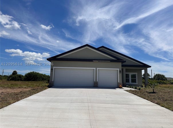 121 NW Indian Creek DR, FL 33947