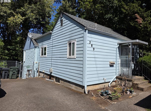 589 KNAPP Pl, Salem, OR 97301