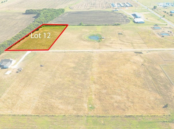 166 Private Rd 14025, Blossom, TX 75416