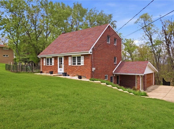 12309 Linshan Dr, Irwin, PA 15642