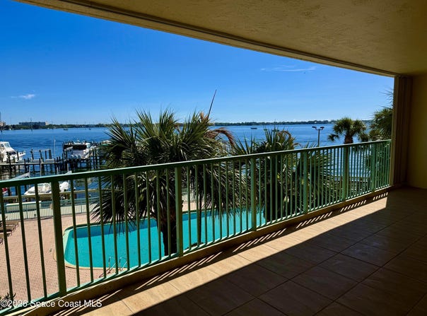 102 Riverside Drive, Cocoa, FL 32922