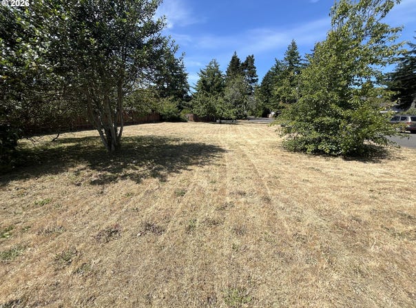 10 Tamarack, Florence, OR 97439
