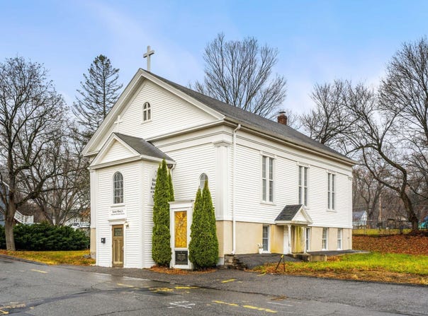 10 Overlook St, Grafton, MA 01536