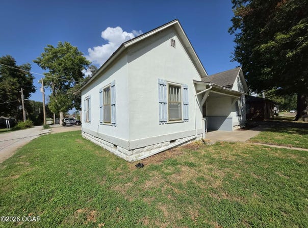 305 E Jackson Street, Pittsburg, KS 66762