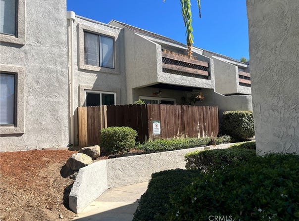 2266 Denair, Highland, CA 92346
