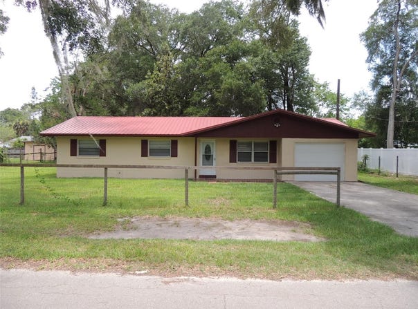 330 SE 6TH Street, WILLISTON, FL 32696