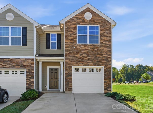 179 Court House Avenue, York, SC 29745