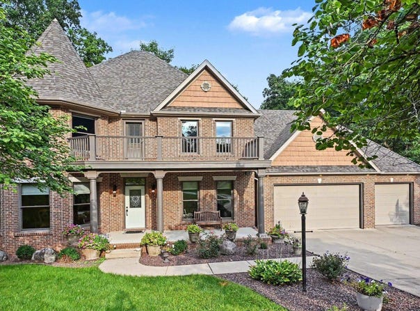 211 Greenfield Drive, Middlebury, IN 46540