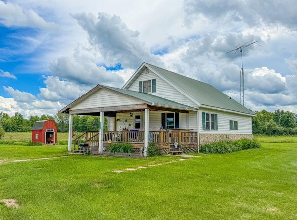 W5300 CTH A, Prentice, WI 54556