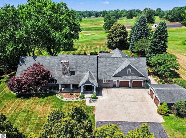 115 Golfside Drive, Alma, MI 48801