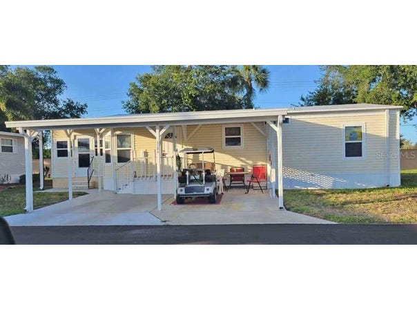 5208 5TH B Street E, BRADENTON, FL 34203