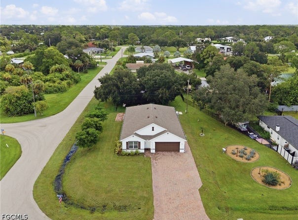 2261 Webster Road, Alva, FL 33920
