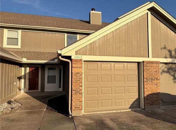 506 NE 6th Street, Blue Springs, MO 64014