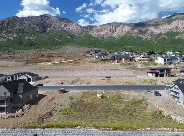 747 E MOUNTAIN Rd, North Ogden, UT 84414