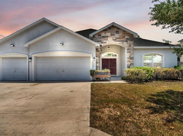119 GERBER DAIRY Road, EAGLE LAKE, FL 33839