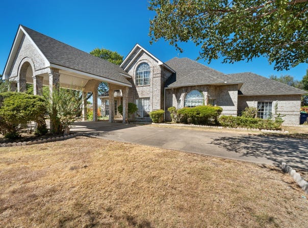 2941 N Mockingbird Lane, Midlothian, TX 76065
