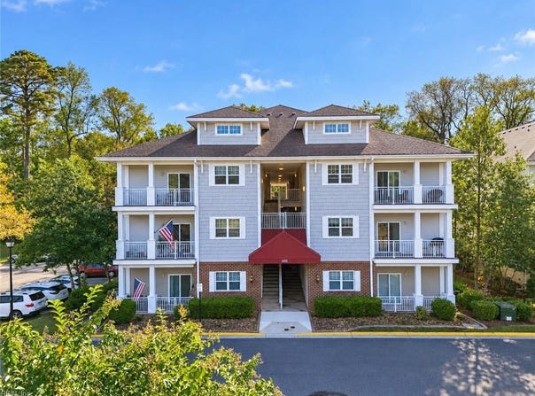 5201 Nuthall Drive, Virginia Beach, VA 23455