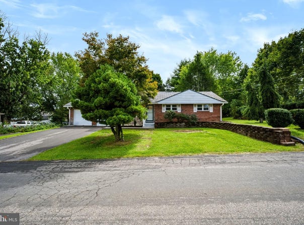 644 PURSEL Street, PHILLIPSBURG, NJ 08865