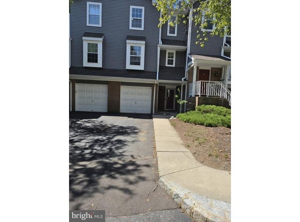 6 HALSTEAD Place, PRINCETON, NJ 08540