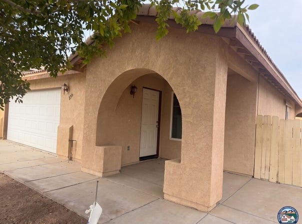 2316 Monroe Ave, Calexico, CA 92231