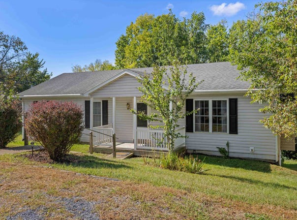 36 ARLINGTON ST, STAUNTON, VA 24401