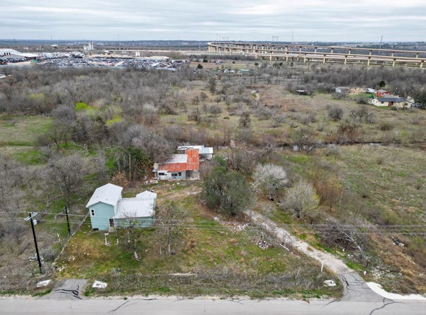 11223 Tom Sassman Rd, Austin, TX 78747