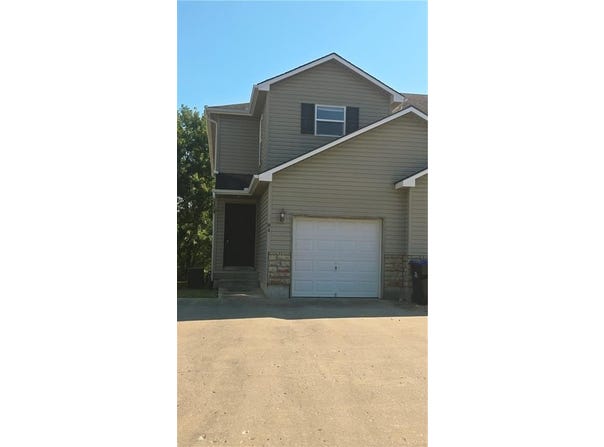 425 Hawthorne Boulevard, Warrensburg, MO 64093