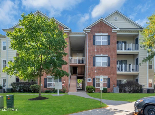 511 Coppola Drive, South Plainfield, NJ 07080