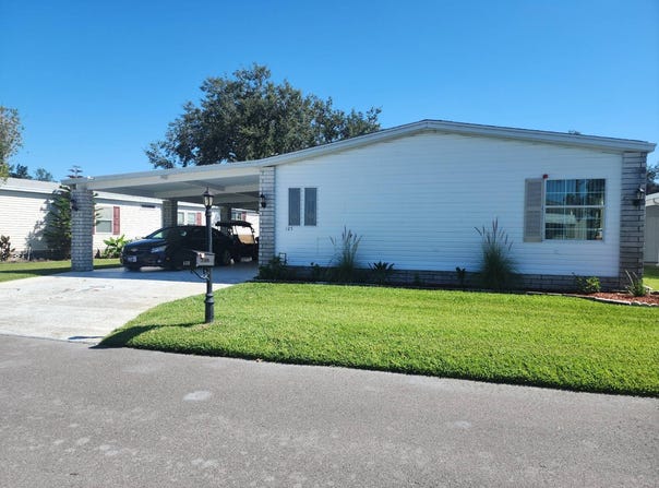 123 E Hampton Dr, Auburndale, FL 33823