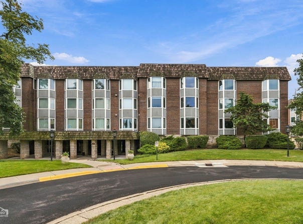 2600 Windsor Mall, Park Ridge, IL 60068