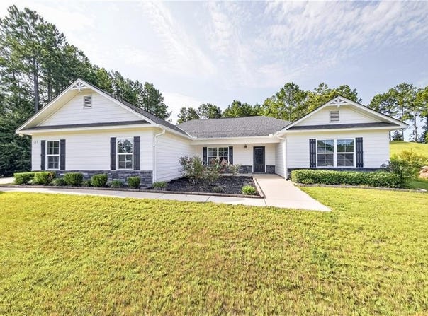 117 Lee Rd 2208, Salem, AL 36874