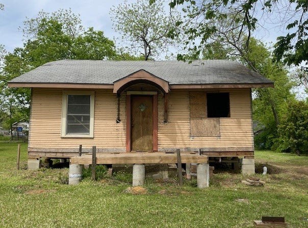 515 E Murray Street, Denison, TX 75021