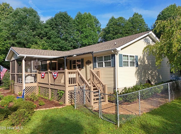 465 Driver Avenue, Murphy, NC 28906