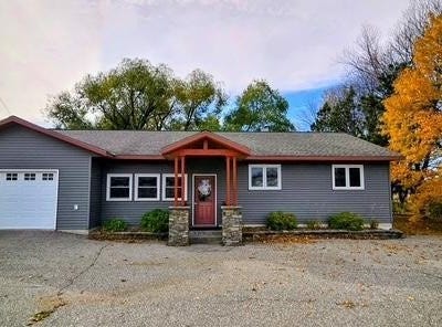 117 Memorial Drive NW, Hoffman, MN 56339