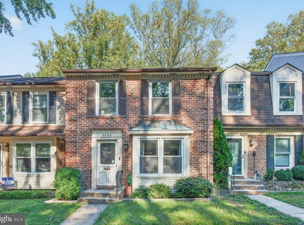 9025 ARMENDOWN Drive, SPRINGFIELD, VA 22152