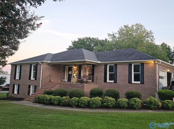 701 11th Avenue, Arab, AL 35016