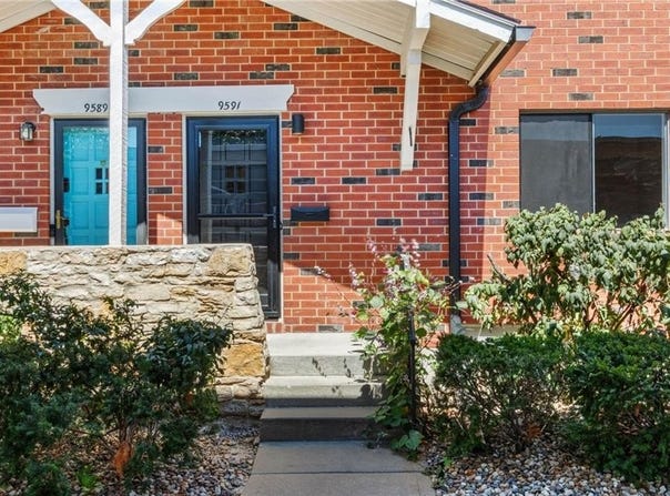 9591 Outlook Drive, Overland Park, KS 66207