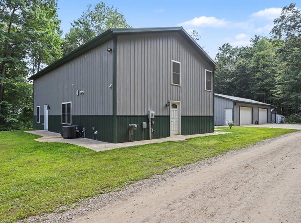 1280 Athens Road, Athens, MI 49011