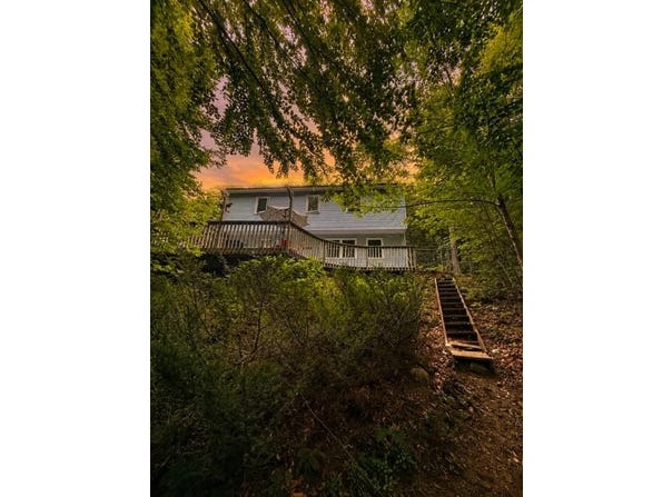 7 Lovers Lane, Saint Albans, ME 04971