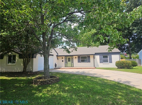 501 Carters Grove Ct, Hampton, VA 23663