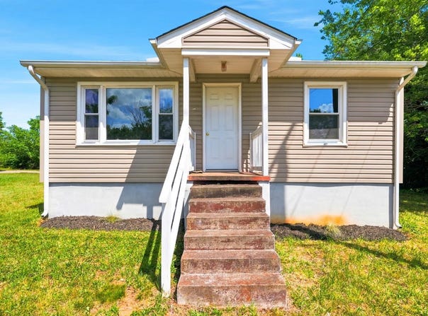 4601 Shula Drive, Hurt, VA 24563