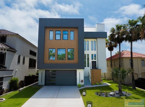 5902 Laguna Circle N, South Padre Island, TX 78597