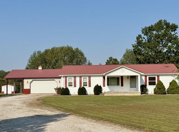 6704 Bear Creek Road, Rome, IN 47574