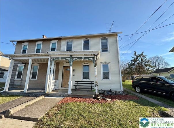 122 FRONT Street, Alburtis Boro, PA 18011