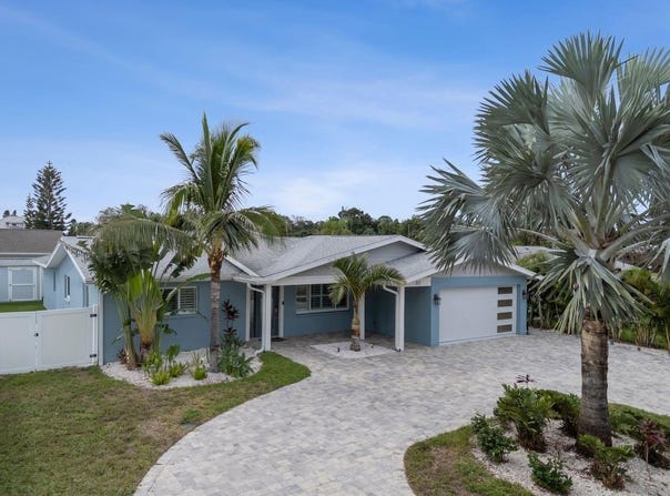 312 WESTWINDS Drive, PALM HARBOR, FL 34683