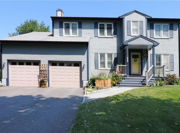 162 Atlantic Drive, Middletown, RI 02842